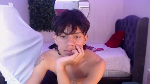 andy_dan1 online show from February 26, 4:45 pm