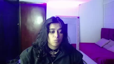andy_eagleton_20 online show from July 14, 3:55 am