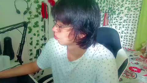 Snapshot of andy_gray01 chatting on April 21, 4:01 pm Andy Gray online show from April 21, 4:01 pm