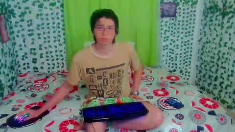 Snapshot of andy_gray01 chatting on April 22, 11:34 am Andy Gray online show from April 22, 11:34 am