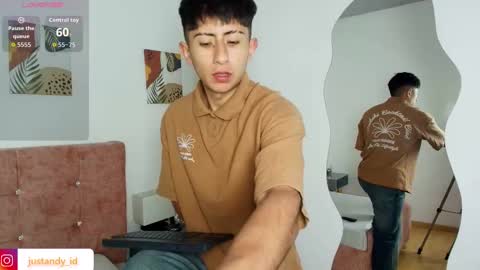 andy_justgame online show from September 19, 4:47 am