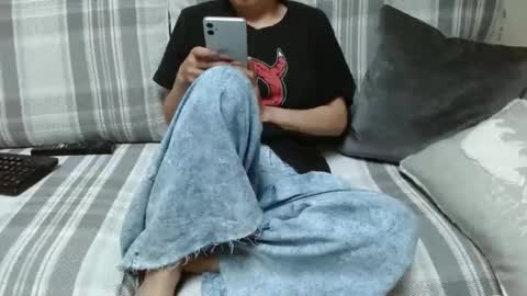 Snapshot of andy_rock_ chatting on October 15, 10:59 am andy online show from October 15, 10:59 am