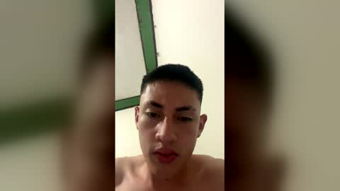 andy_twink18 online show from March 5, 3:19 pm