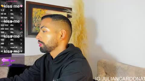 Andy Reed  online show from October 21, 11:33 am