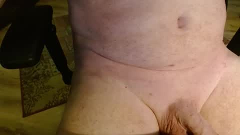 Snapshot of andyb1803 chatting on March 17, 5:38 pm andyb1803 online show from March 17, 5:38 pm