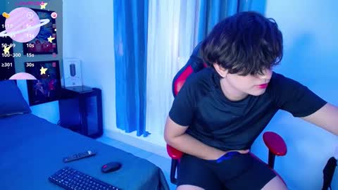 andy online show from March 5, 9:37 pm