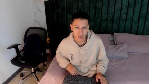 Andy Joy  online show from March 2, 10:35 am