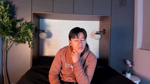 Andy Joy  online show from November 23, 11:21 am