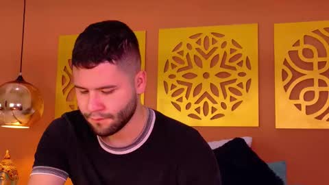 Snapshot of andyknoxx chatting on February 7, 5:11 am Andy online show from February 7, 5:11 am