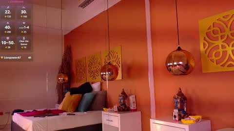 Snapshot of andyknoxx chatting on February 10, 9:52 pm Andy online show from February 10, 9:52 pm