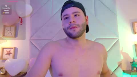 Snapshot of andyknoxx chatting on February 22, 5:22 pm Andy online show from February 22, 5:22 pm