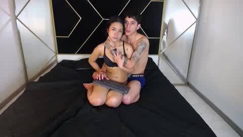 AndyliveandSofi online show from December 16, 1:05 pm