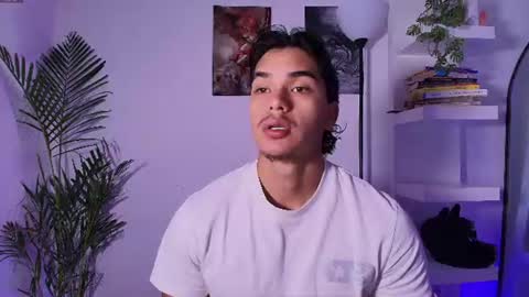 Snapshot of andypalmerr chatting on June 28, 5:24 am andypalmerr online show from June 28, 5:24 am