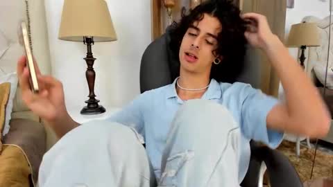 Snapshot of andyxibrat chatting on January 16, 7:07 pm andyxibrat online show from January 16, 7:07 pm