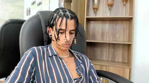 Snapshot of andyxibrat chatting on February 27, 6:30 pm andyxibrat online show from February 27, 6:30 pm