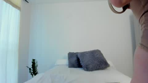 Andy  online show from April 16, 12:28 pm