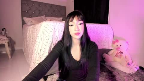          online show from April 28, 2:27 am