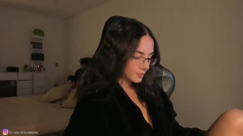      online show from February 1, 6:39 pm