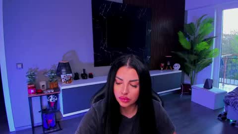 Snapshot of anemariejolie chatting on April 26, 4:26 pm Anne online show from April 26, 4:26 pm