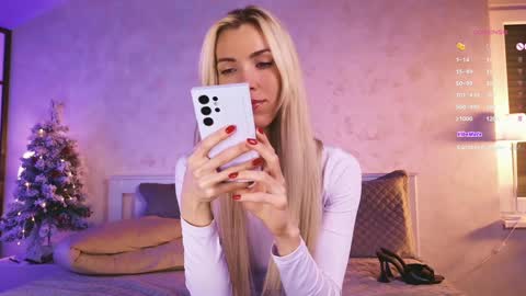 Anna online show from December 25, 6:19 pm