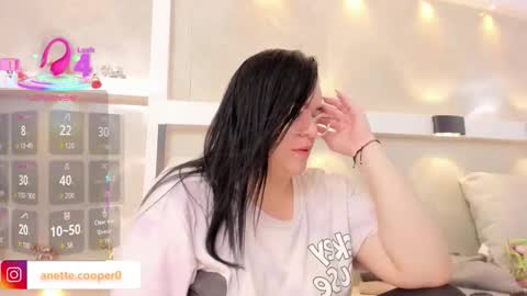 anette_cooper online show from November 12, 3:51 am