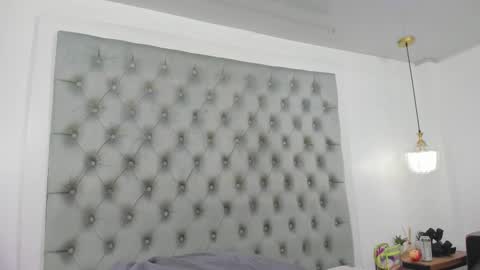 Snapshot of anette_cooper chatting on February 2, 3:38 am anette_cooper online show from February 2, 3:38 am