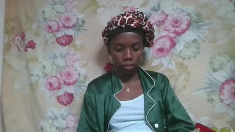 angeeliine online show from March 3, 1:23 am