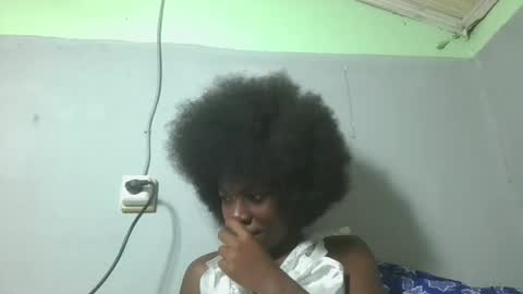 Snapshot of angeeliine chatting on May 1, 3:16 pm angeeliine online show from May 1, 3:16 pm