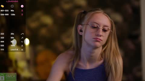 angeellina online show from December 11, 8:39 pm