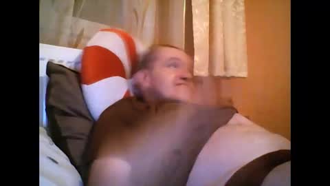 Snapshot of angel26sexy chatting on February 7, 6:44 pm Angel online show from February 7, 6:44 pm