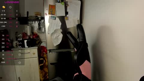 Snapshot of angel7you chatting on February 26, 10:58 am Eva online show from February 26, 10:58 am