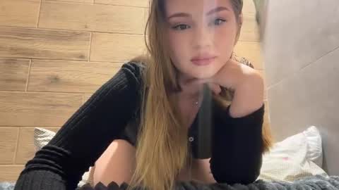 Snapshot of angel___555 chatting on July 2, 8:15 pm Angel 555 online show from July 2, 8:15 pm