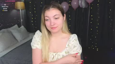 Grace online show from April 4, 1:48 am