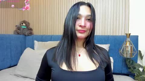 angel__ponce online show from April 15, 7:10 pm