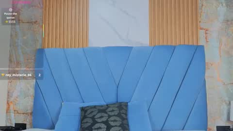 angel__red_ online show from November 24, 3:28 am