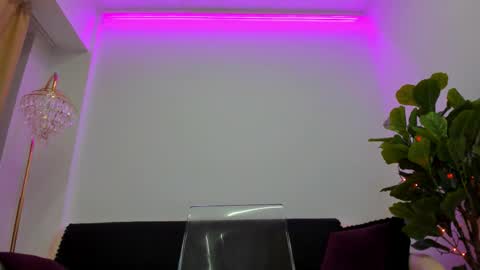 angel__vibe online show from November 25, 8:31 pm