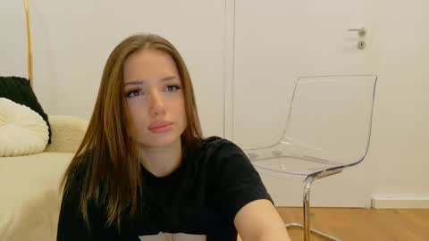 angel__vibe online show from March 19, 8:57 pm