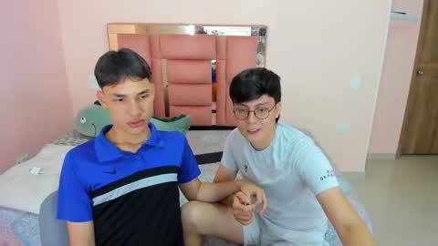 Angel and Jeff online show from November 20, 7:52 am