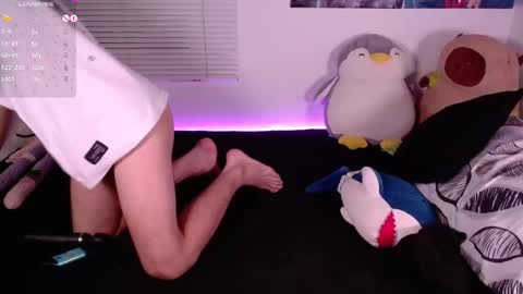 Angel   help me with 100 thumbs up online show from January 23, 3:05 am