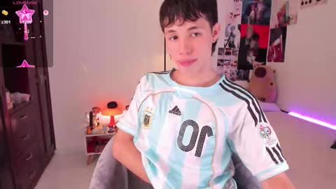 Angel   help me with 100 thumbs up online show from October 6, 9:34 pm