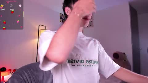 Angel   help me with 100 thumbs up online show from November 6, 10:32 pm