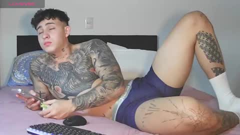 angel_boy01 online show from September 14, 12:10 am