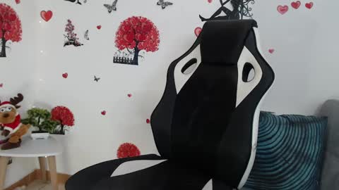 Angel Curl online show from February 25, 6:09 pm