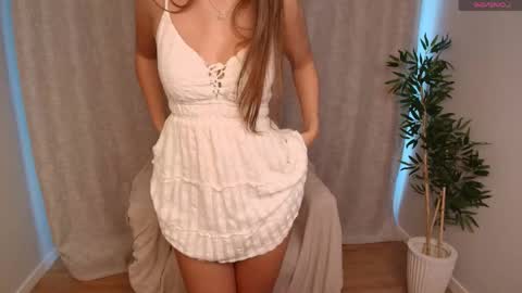 angel_dean online show from April 18, 7:07 pm
