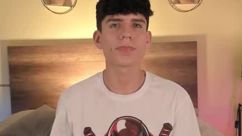 Snapshot of angel_eros_ chatting on February 6, 5:45 am Angel online show from February 6, 5:45 am