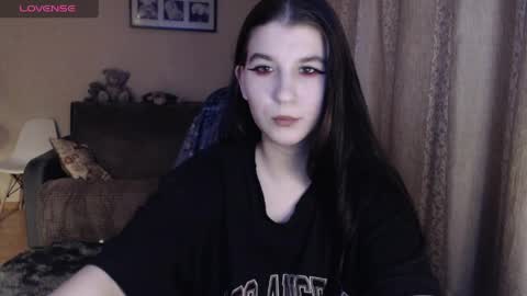 Angel online show from April 29, 3:38 pm