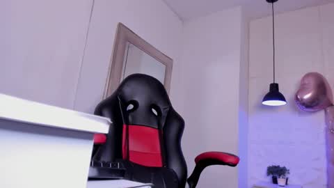 angel hardy online show from September 20, 12:06 pm