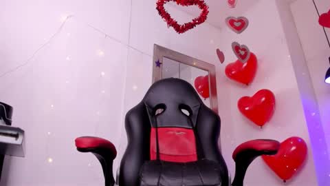 angel hardy online show from February 11, 10:53 am