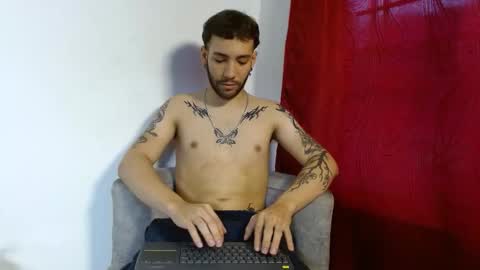 angel_kyrozz online show from October 10, 7:24 pm