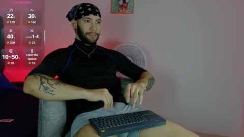 Snapshot of angel_kyrozz chatting on March 14, 7:08 pm angel_kyrozz online show from March 14, 7:08 pm